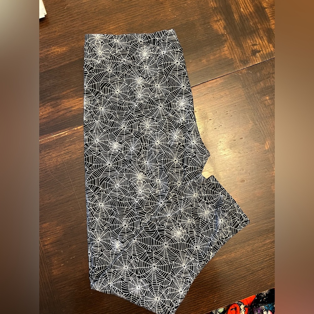 🚫 4 Holiday Women’s Leggings - Picture 5 of 5
